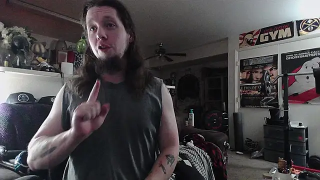 biggerisbetter12's Live XXX Chat