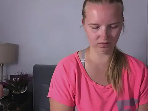 RoseTeacherX's Live XXX Chat