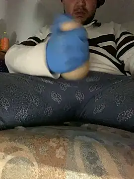 Chat +18 de GusanoDelicioso ao vivo