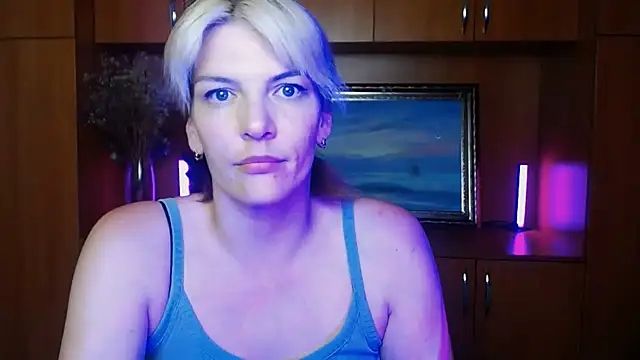 Chat XXX en directo de VanessaRey_