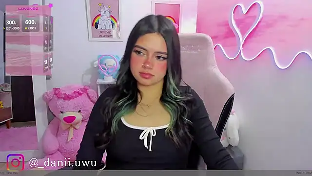 Chat XXX en directo de CuteDani_