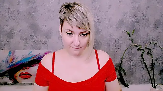 XXX chat uživo modela Djullia