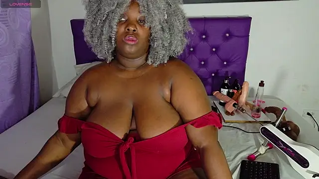 ebony_NeighborMoans 라이브 XXX 채팅