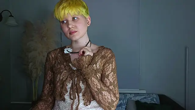 Chat XXX en directo de CherrryMuse