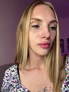 BellaSwan- Chat XXX in diretta