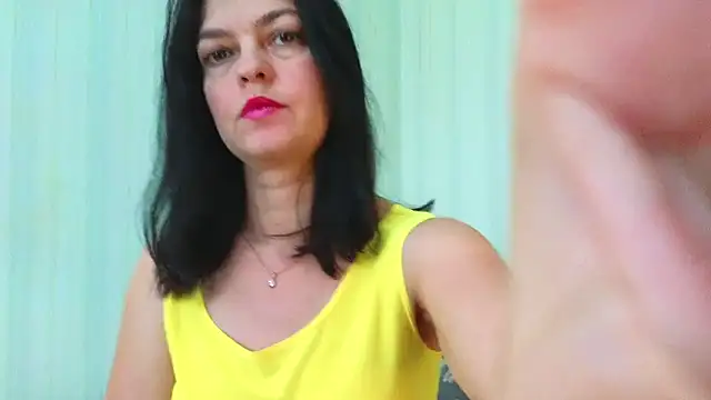 دردشة _Lily_ الجنسية المباشرة