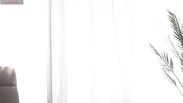 MysticLayla 即時 XXX 聊天
