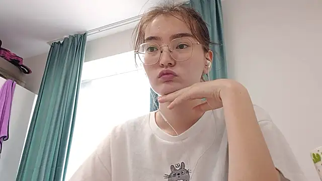 BeatrizGeving Chat XXX in diretta