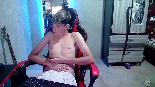 Chat +18 de Pablito_Junior11 ao vivo