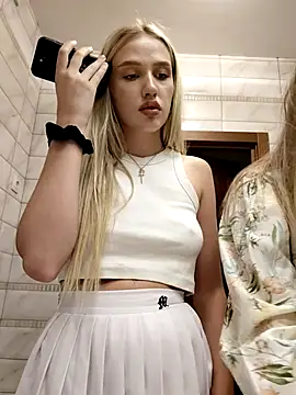 Chat XXX Live caressyourself