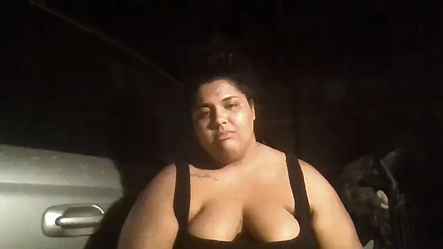 1n0nlythroat's Live XXX Chat