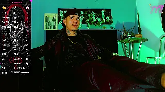 HannibalLester live XXX chat
