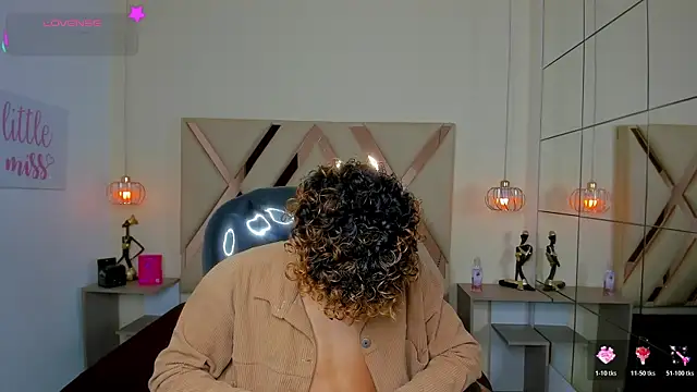 Anyelo_Twink live XXX chat