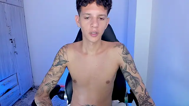 tylerrnova Live XXX Chat