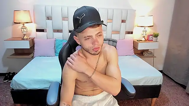 Czat XXX na żywo – Zeus_damian21