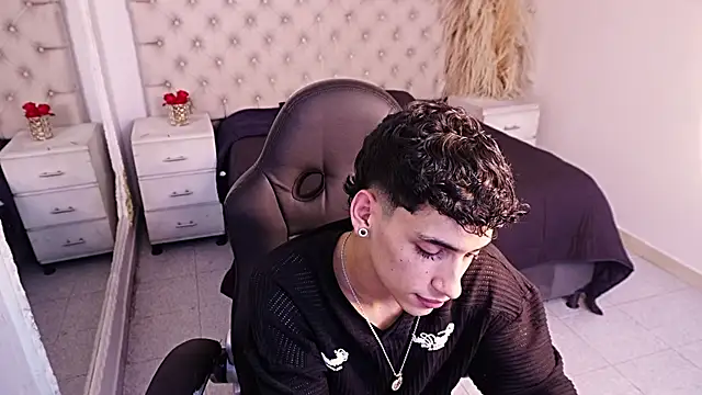JhoanLeandro 라이브 XXX 채팅