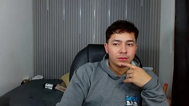 Julian_Smith21 – Naživo XXX chat