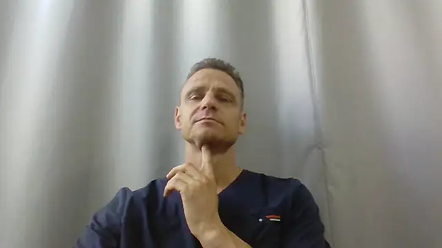 Freeze_Fire's Live XXX Chat