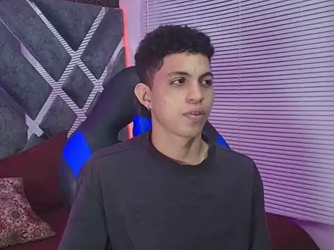 دردشة cameron_lux77 الجنسية المباشرة