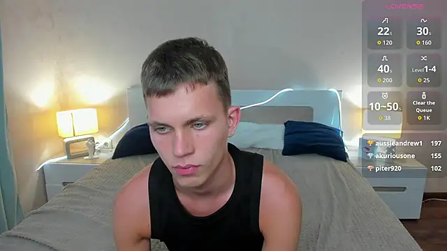 m0neyken live XXX chat
