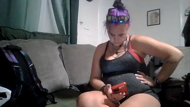 TWiSTYTheTwizted's Live XXX Chat