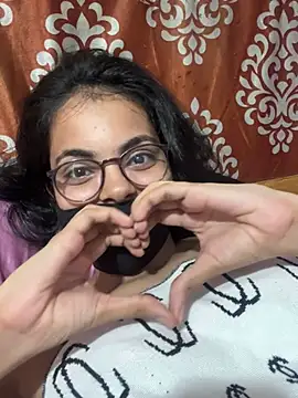 Sandhya_77 Live XXX-Chat