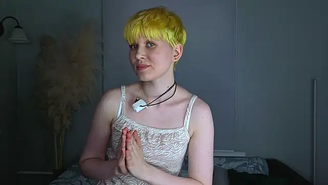 CherrryMuse's Live XXX Chat