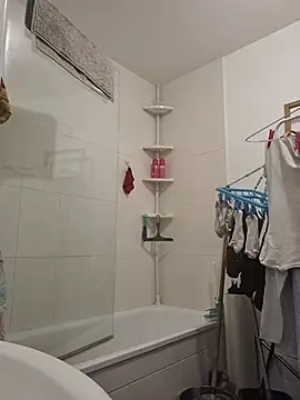 XXX chat uživo modela Bretoncool