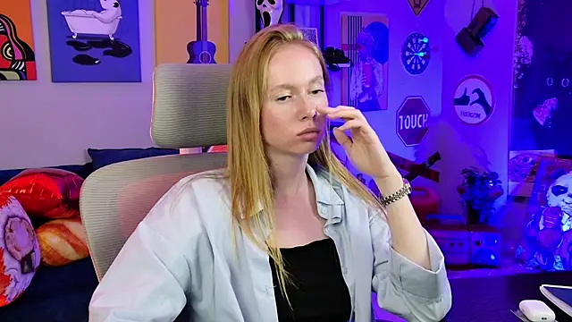 BellaRosewood's Live XXX Chat