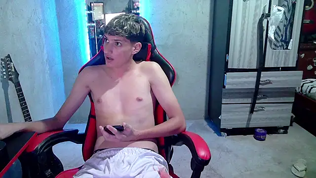 Pablito_Junior11's Live XXX Chat