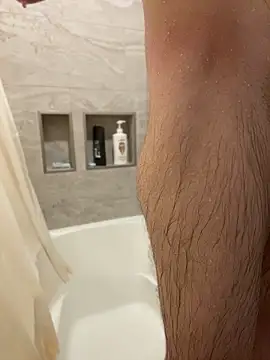 bigdeal698's Live XXX Chat