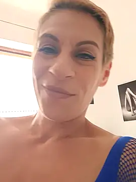 KittyDesiree Live XXX-Chat