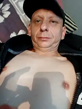 Chatroom XXX en direct de Tom4Womans