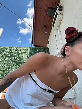 VixenRosse Adlı Modelin Canlı XXX Sohbeti