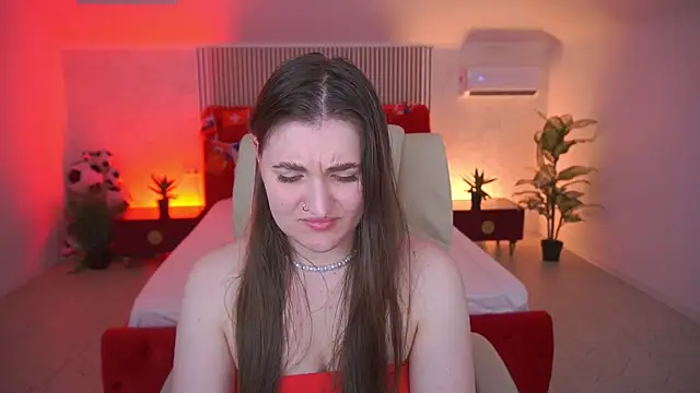 EmmyCharmmn Live XXX chat