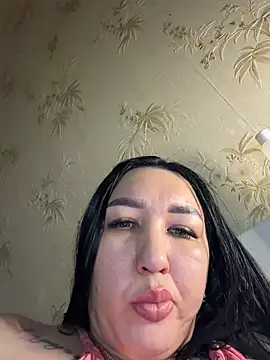 Naughtbaby_2025 Adlı Modelin Canlı XXX Sohbeti