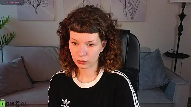 Carmenn_Taylor Adlı Modelin Canlı XXX Sohbeti
