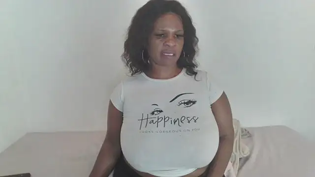 DIRTIENASTY's Live XXX Chat