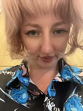 RonnieKiss Chat XXX live