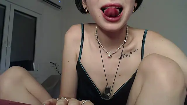 Marley_Queen – Live XXX-chat