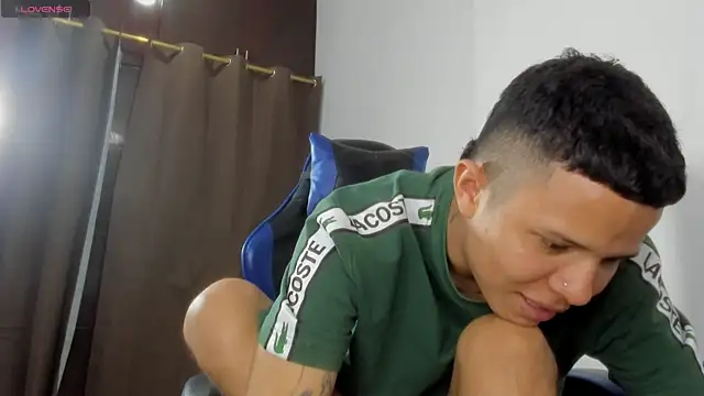 StevenSlimBoy's Live XXX Chat