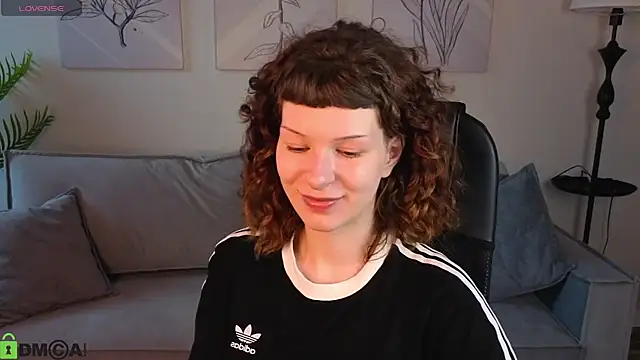 Carmenn_Taylor 现场XXX聊天