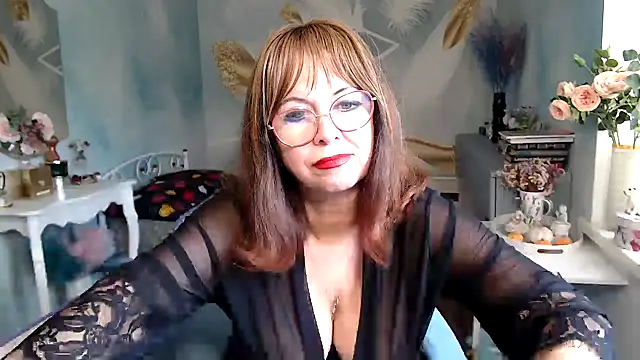Arisa5000 Adlı Modelin Canlı XXX Sohbeti