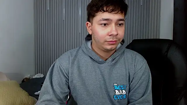 Julian_Smith21's Live XXX Chat