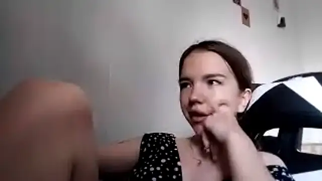 FewerCadre লাইভ XXX চ্যাট