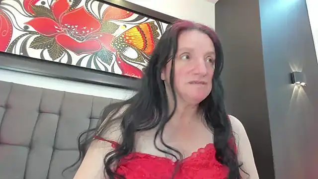 CloeMature's Live XXX Chat