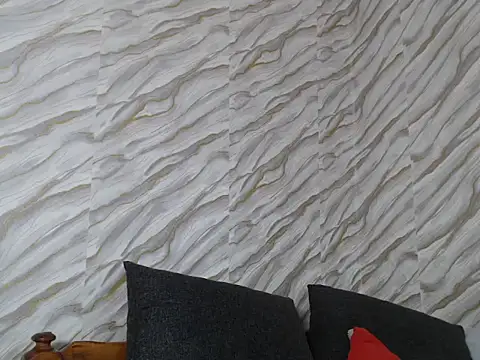 SpicyMackenzie22 Chat XXX in diretta