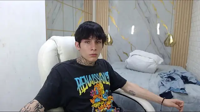 Cry_thereal Live XXX Chat