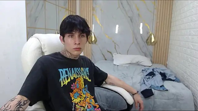 Chat XXX ao vivo de Cry_thereal