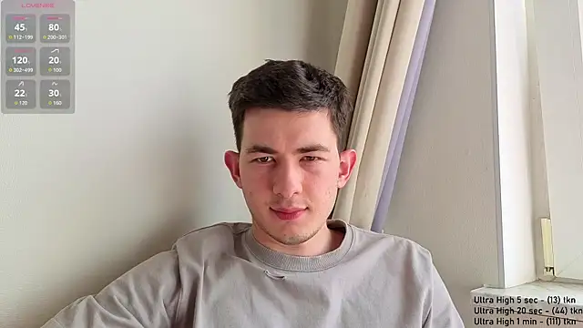 צ'אט XXX בשידור חי של jonhy_merlinn